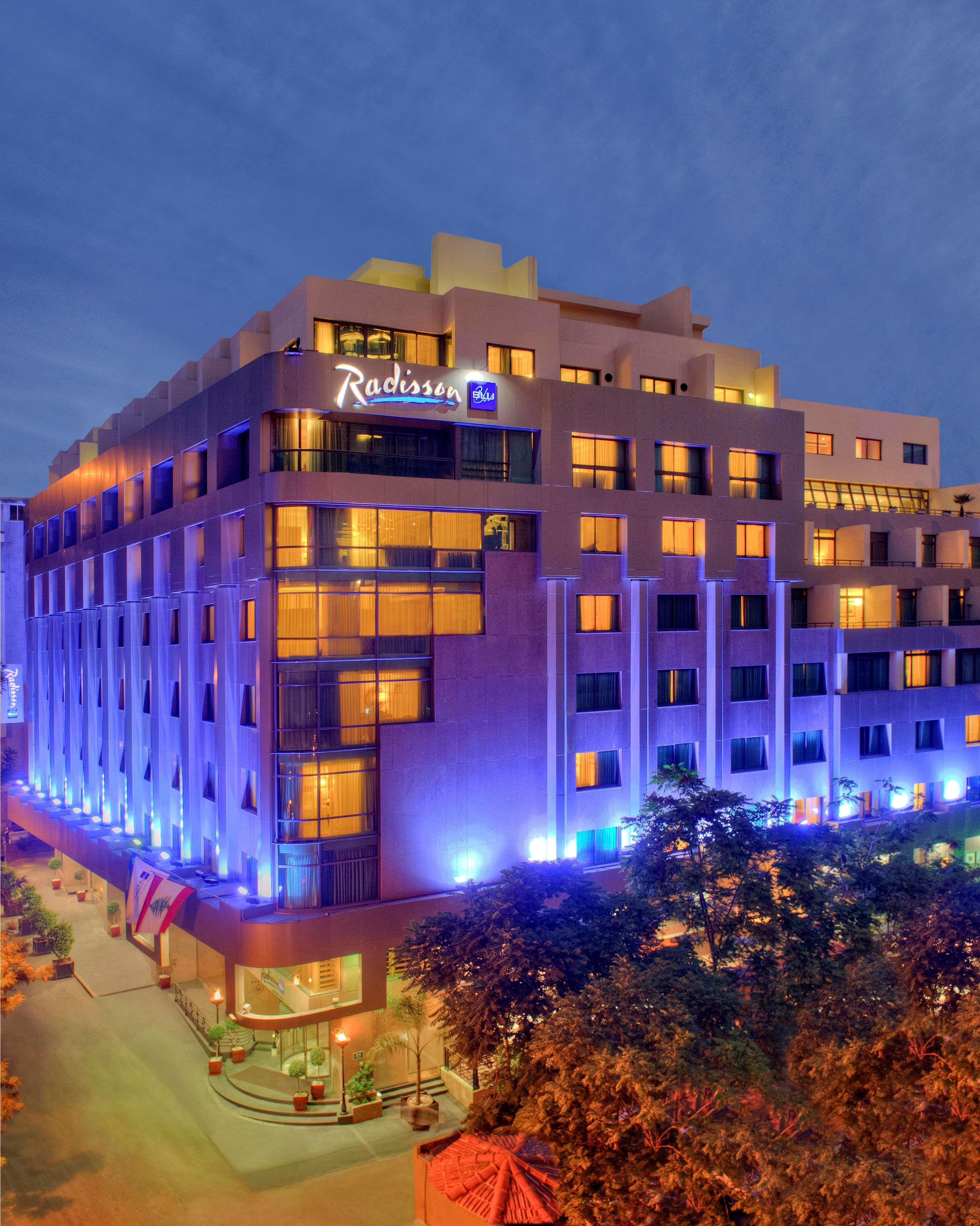 Hotel Radisson Blu Martinez Beirut Exterior foto Radisson Blu Hotel, Karachi